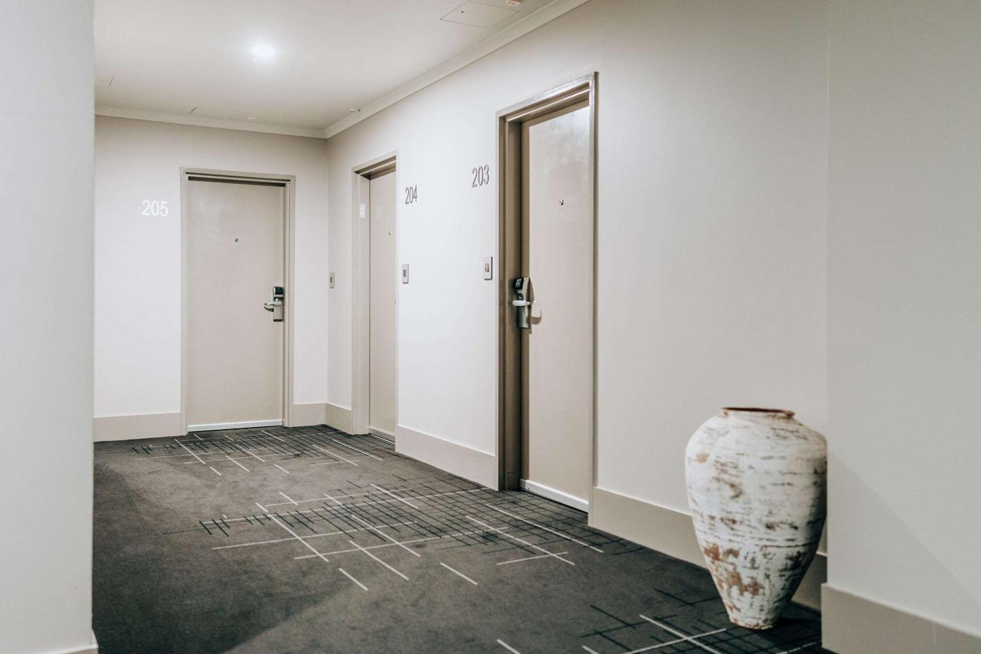 Clarion Hotel Townsville Exterior photo